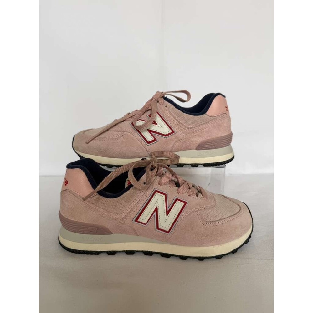 New Balance 574 Women’s Pink Suede Sneakers Size 7.5